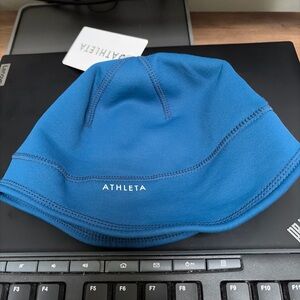 Athleta teal blue softshell beanie hat nwt new $39 ponytail running sport